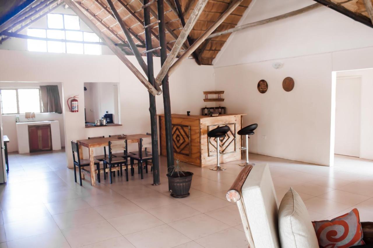 Leeville Guesthouse カサネ エクステリア 写真